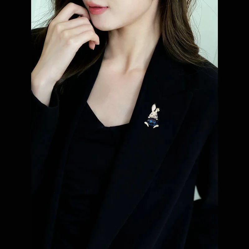 2025 Niche design blazer accessories multi-purpose cardigan anti-light pin high-end cute rabbit brooch