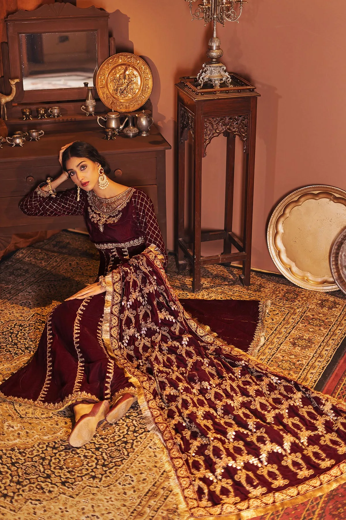 3167-JANAN EMBROIDERED VELVET UNSTITCHED