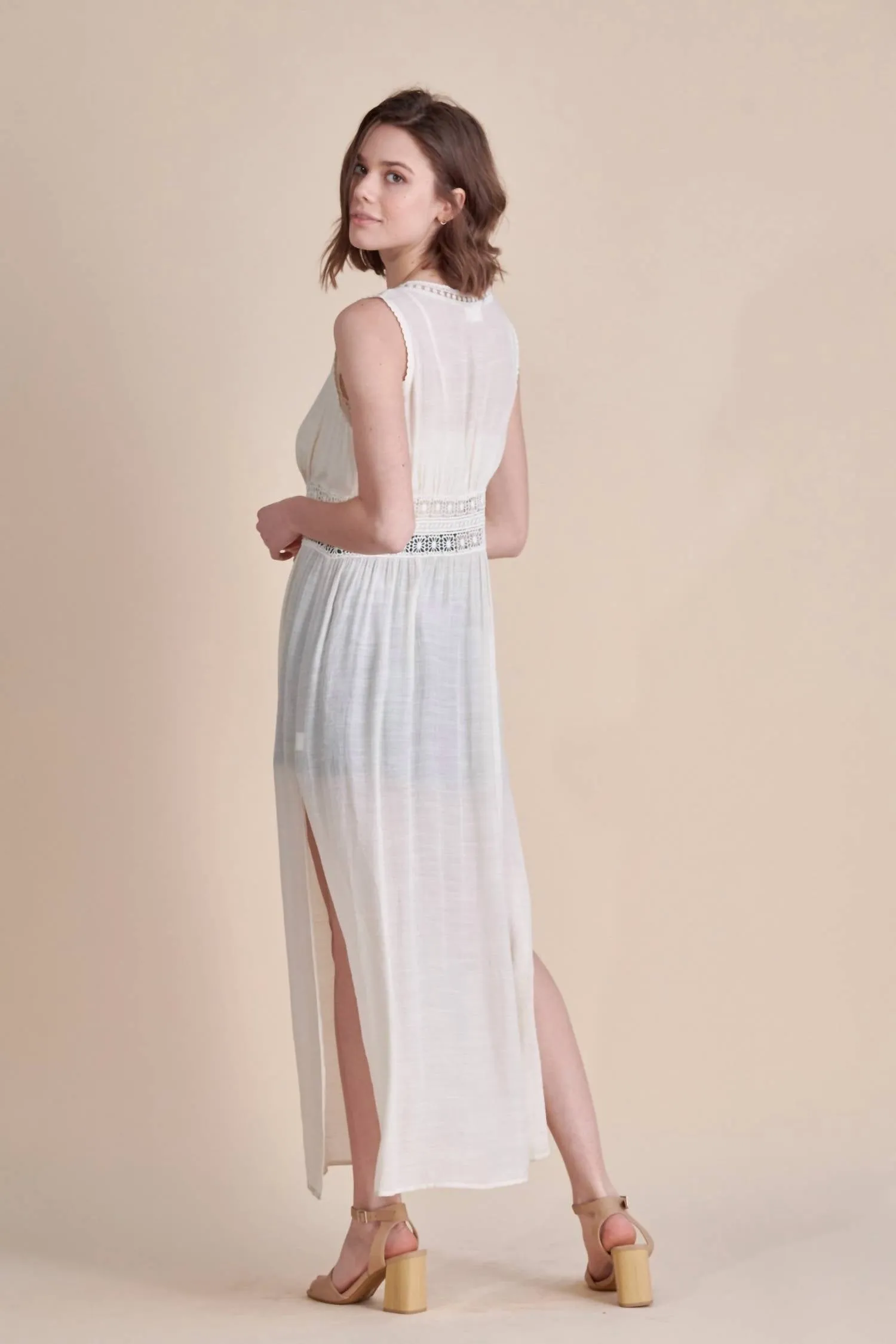 Allie Rose - Textured Woven Sleeveless Duster
