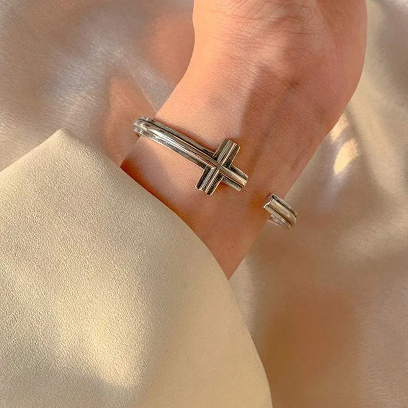 Armband e-girl Design Kreuz/Nadel/Sperrholz