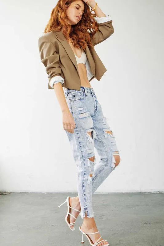 High Rise Light Wash Cropped Mom Jean
