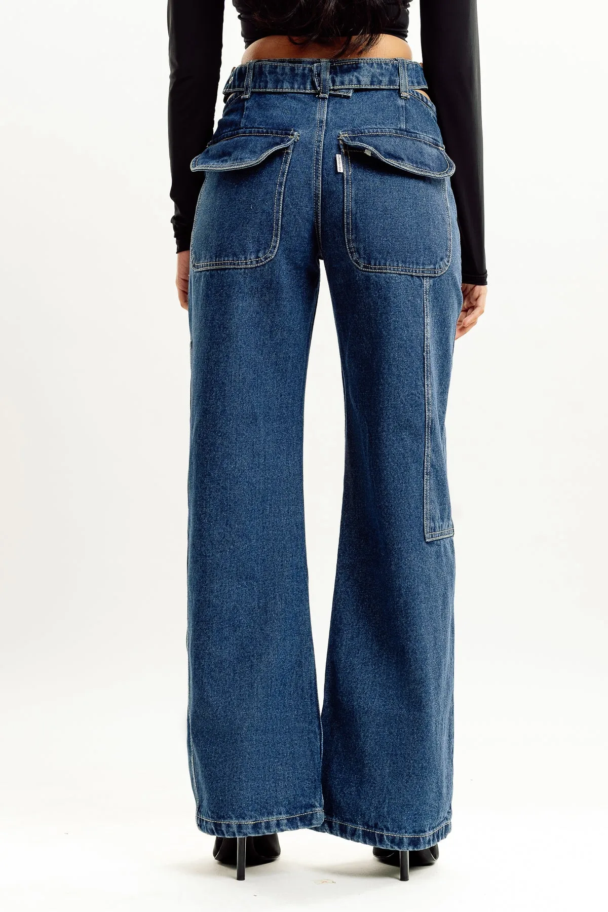 Low Waist Belted Jeans