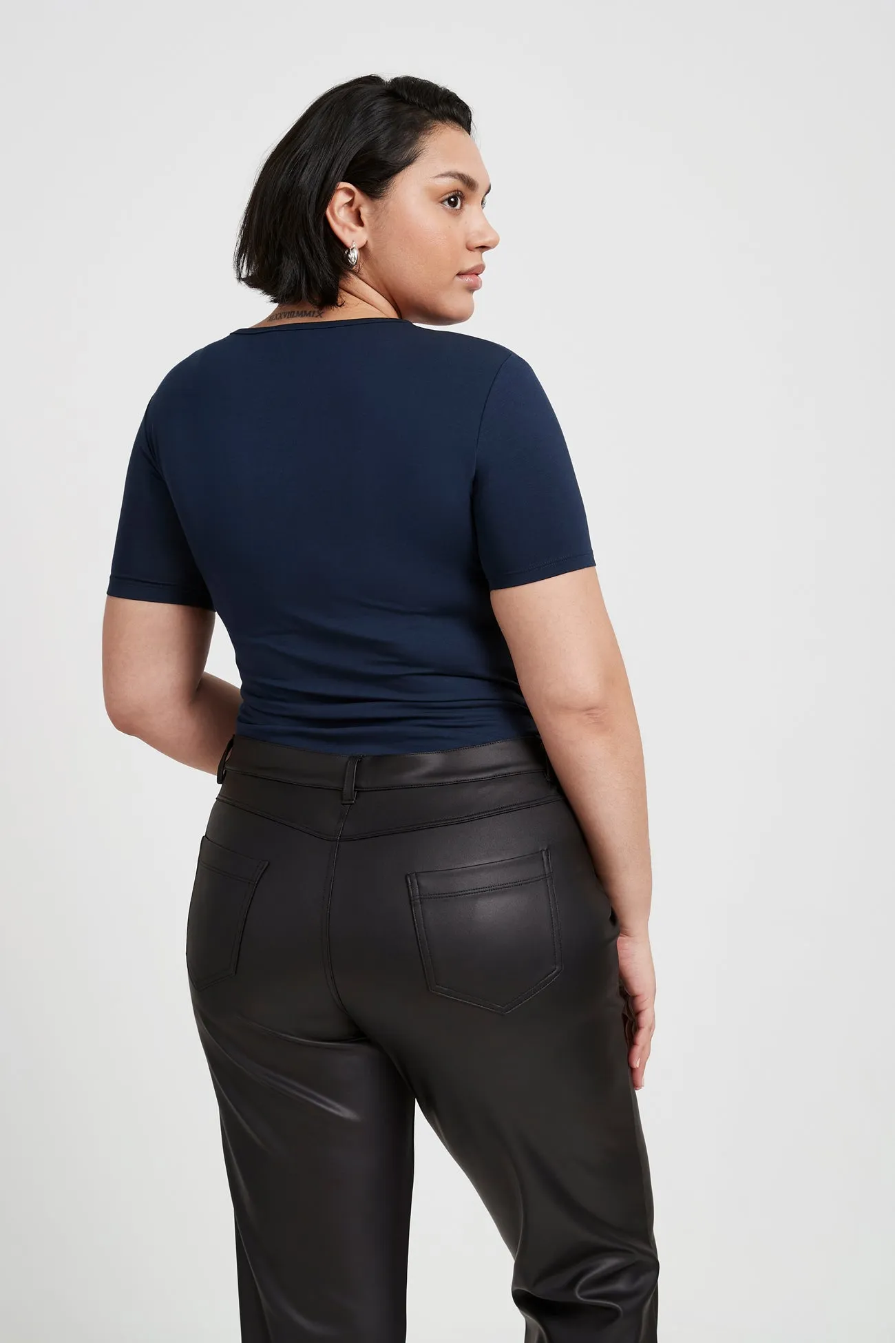 Reign Top
