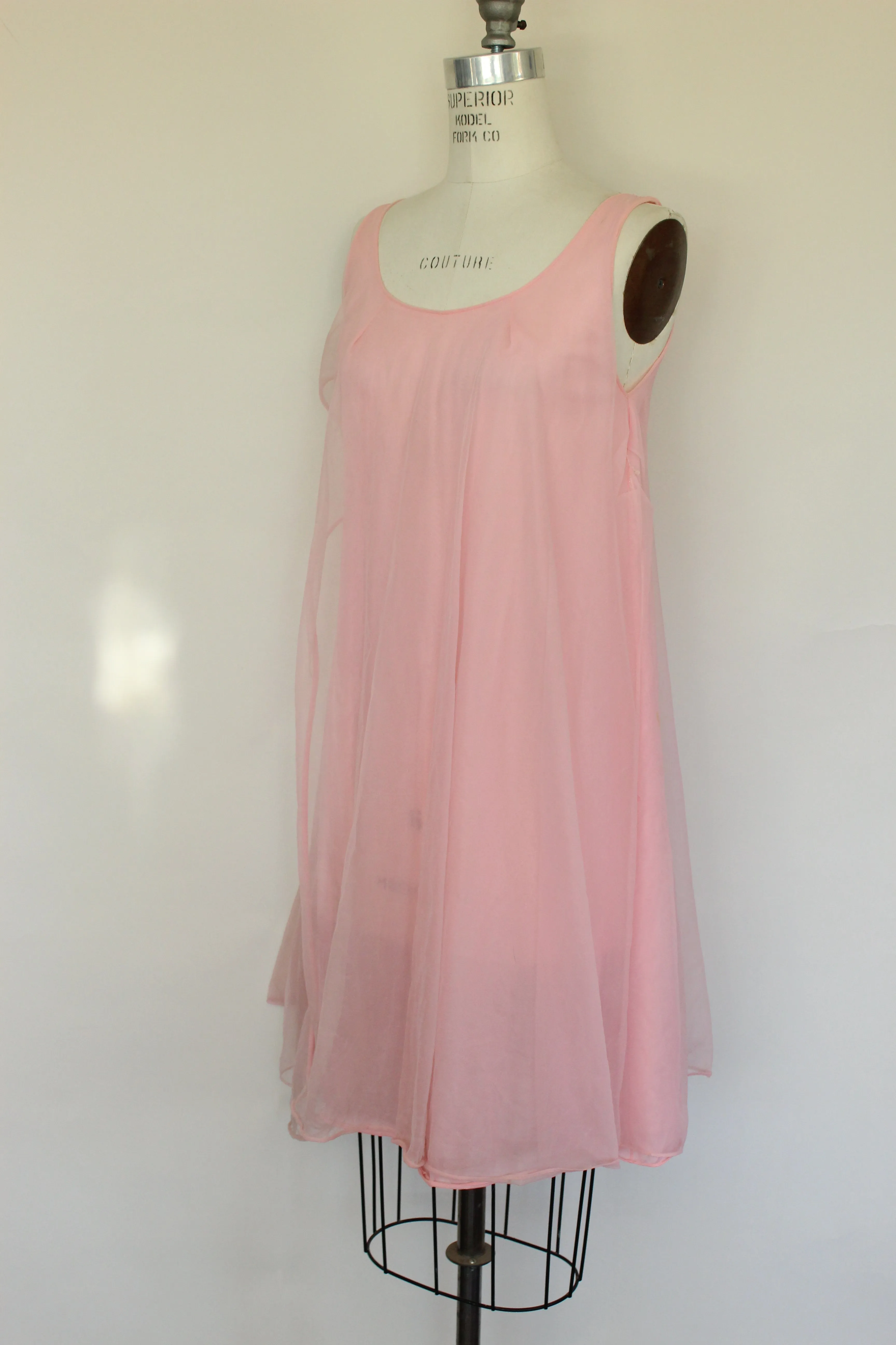 Vintage 1960s Pink Nylon Babydoll Nightgown