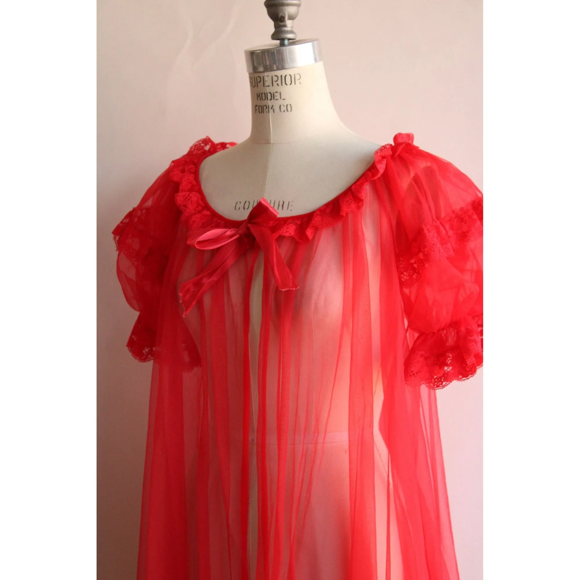 Vintage 1960s Red Nylon Babydoll Peignoir