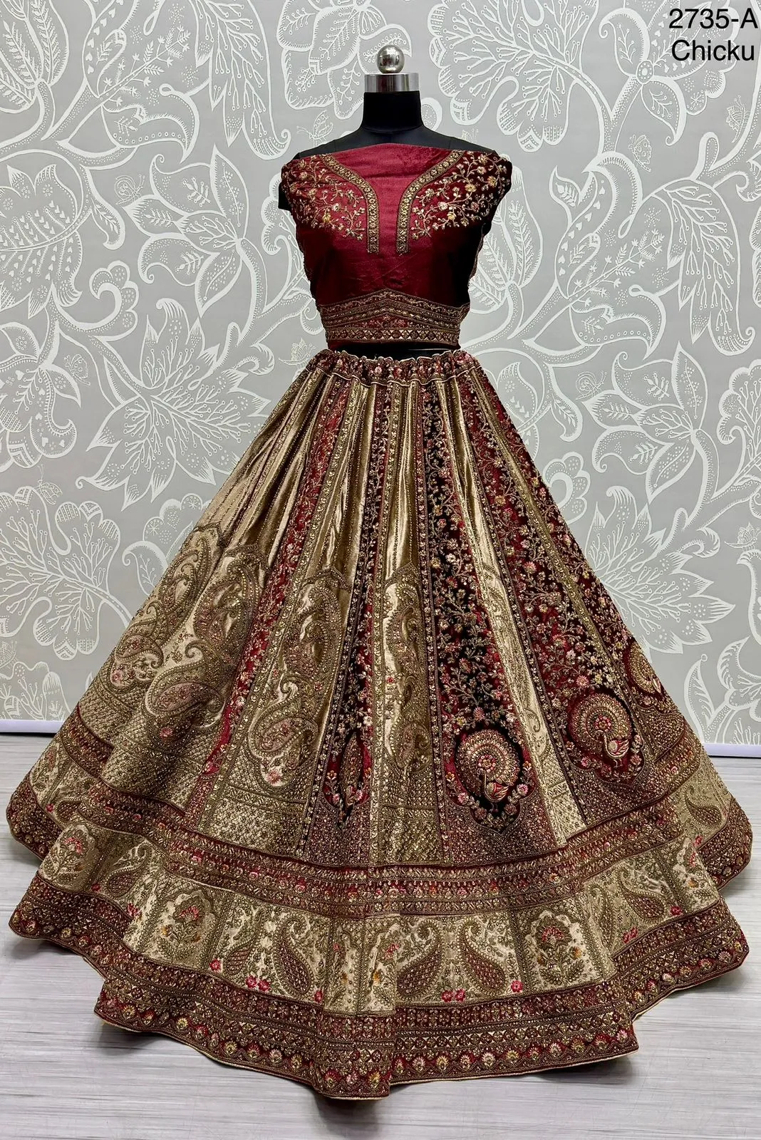 Women's Designer Heavy Dynamic Velvet Bridal Wedding Lehenga Choli